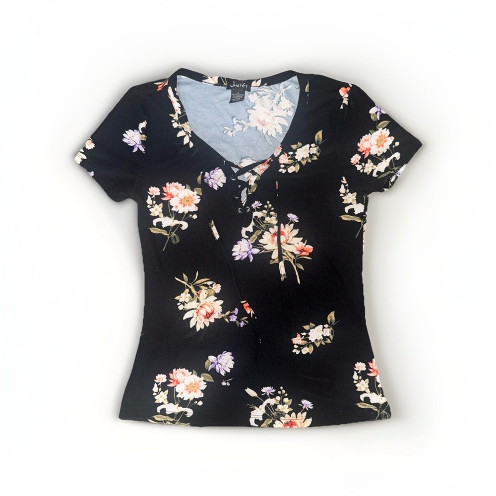 Justify Floral Lace Up V Neck Top Medium Black Stretch Short Sleeve